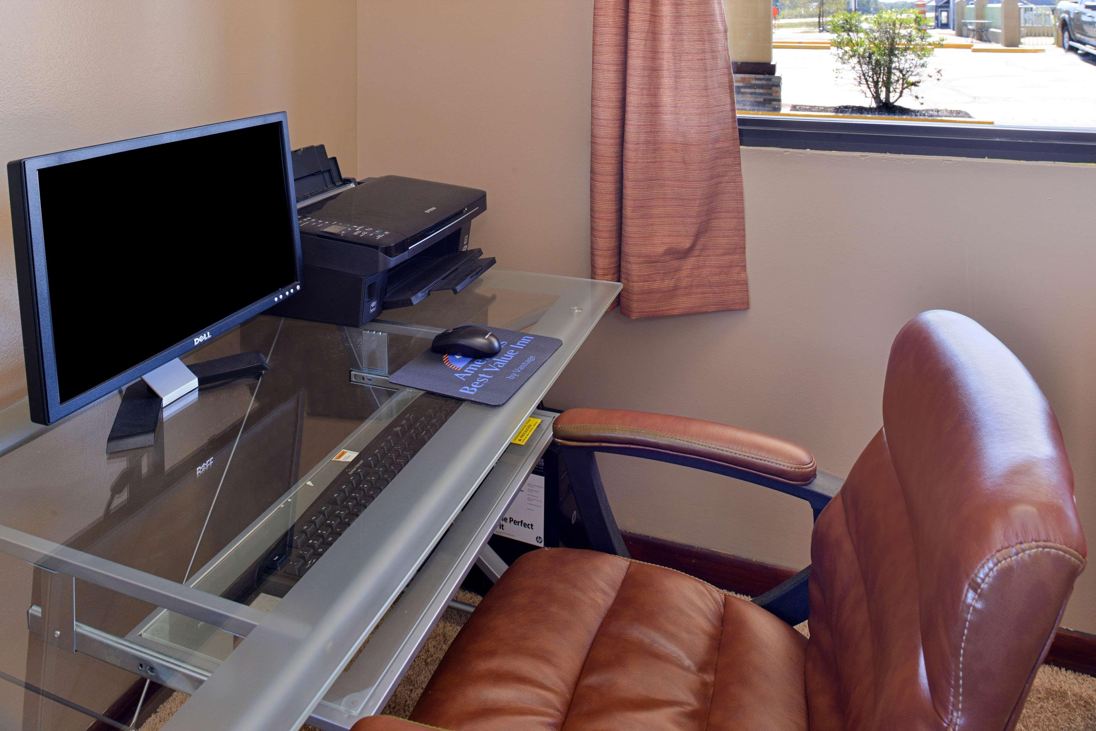 Meridiano Hotel Maceió Zewnętrze zdjęcie A computer workstation